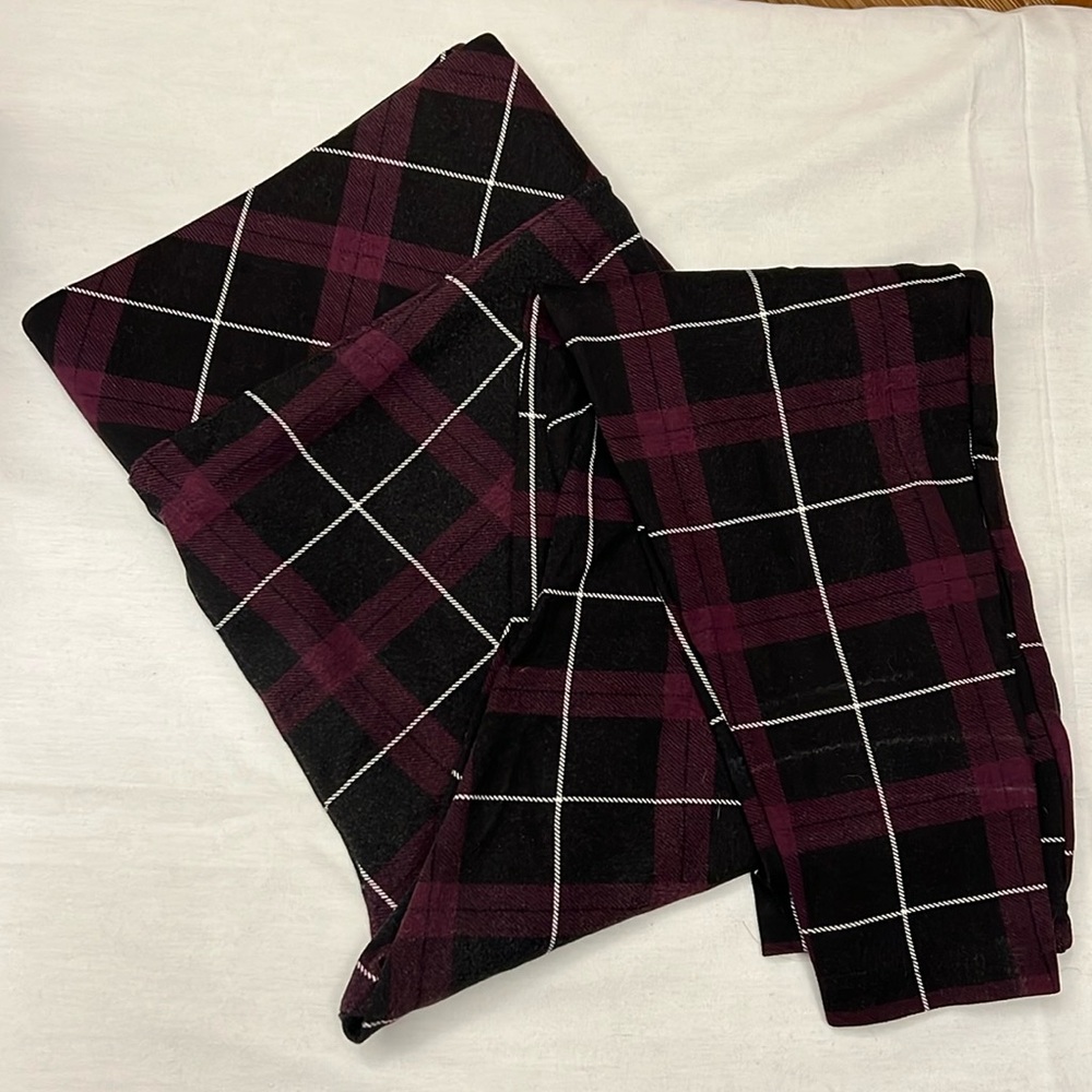 EUC Torrid Purple and Black Plaid Pull-On Pixie Pant 2T Tall